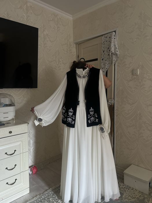 Қазақша ақ көйлек