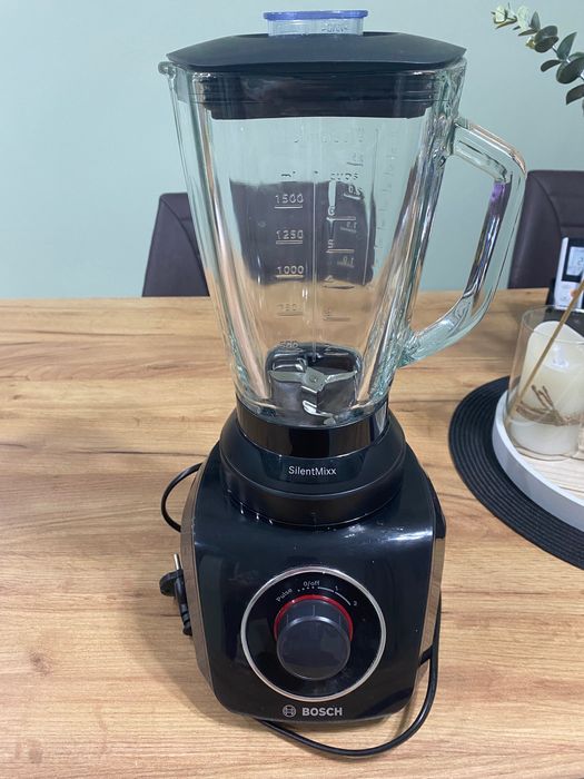 Универсален блендер BOSCH SILENTMIXX, 700 W