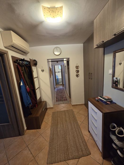 Vând apartament 3 camere dec. metrou Ștefan  cel Mare Polona Greceanu