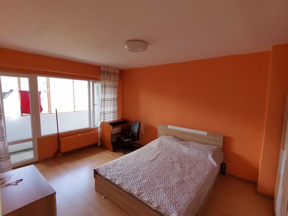 Дава се под наем Едностаен апартамент в Бургас, Изгрев - 30 кв.м за 153 € - Снимка #3