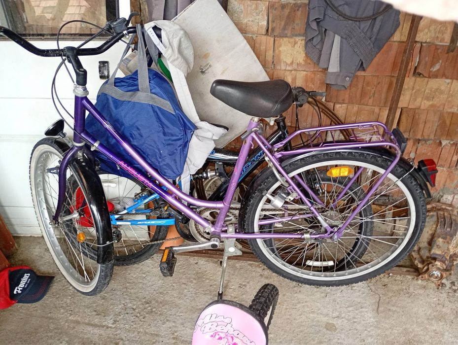 Vand biciclete in stare buna
