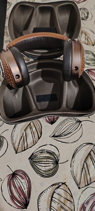 Focal Stellia наушник