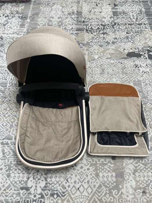 Коляска фирмы AIMILE