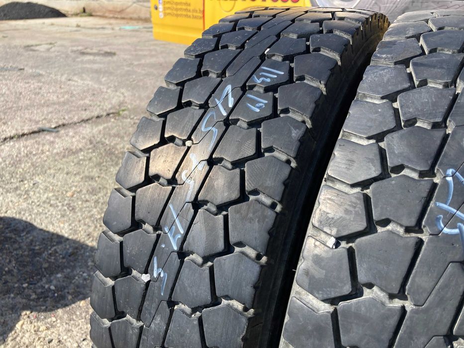 215/75/17.5 PIRELLI 2019г 9,5-10мм Задна Шарка 215/75 R17.5 Само 2броя