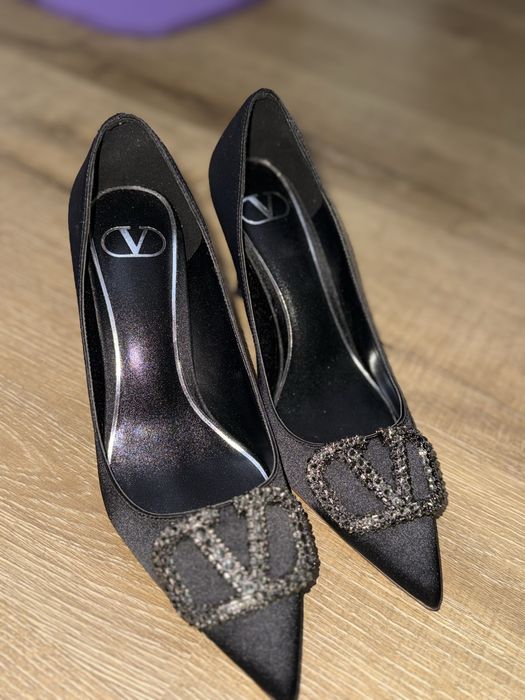 Продам туфли от Valentino