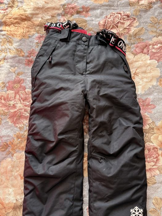 Продам комбез на девочку