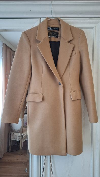Палто ZARA MONTECO цвят камел