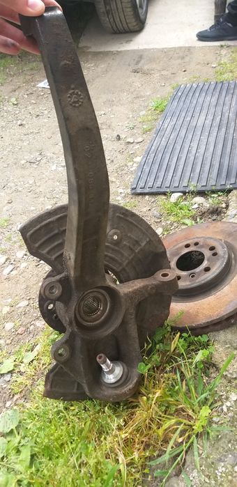 Шенкел за мерцедес мл