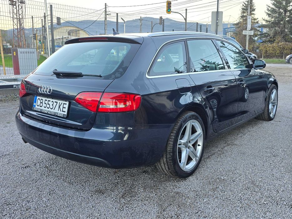 Audi A4 1.8i/6-ck./Газ.инж./Лизинг