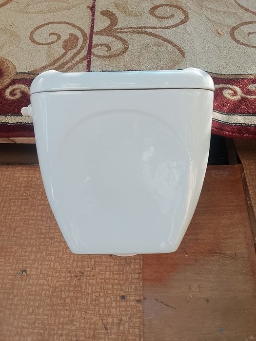 Срочно продам бочок для туалета