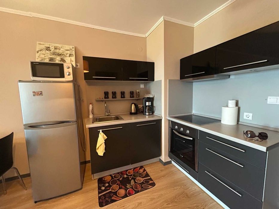 Продава се Двустаен апартамент в Варна, Център - 62 кв.м за 1194 €/кв.м - Снимка #4