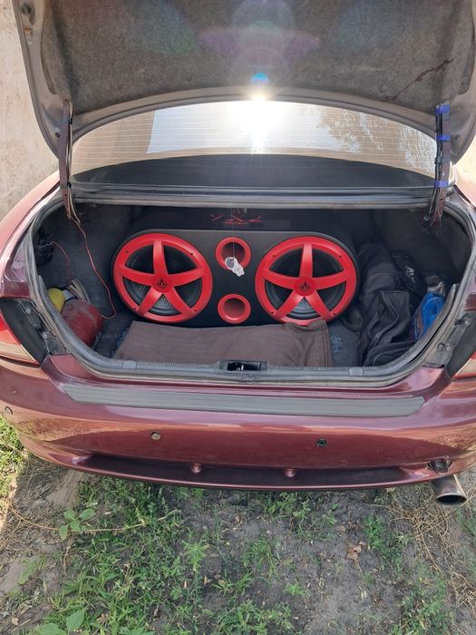 Сабвуфер двойной ураган