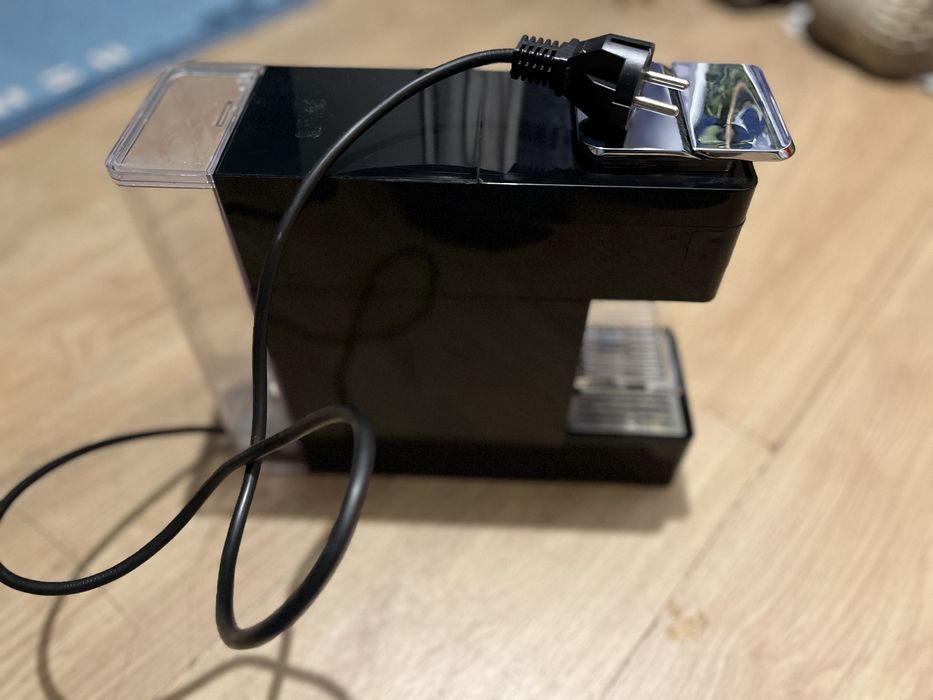 Espressor cu capsule illy