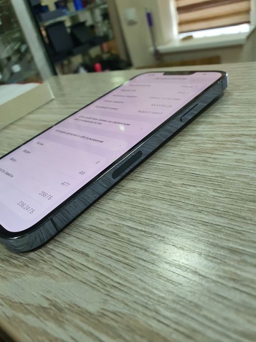 iPhone 13 Pro Max  256gb  LL/A