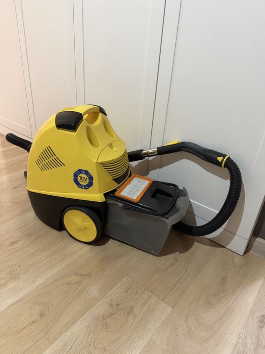 Пылесос KARCHER DS 5500