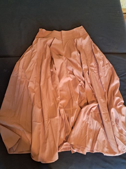 Розова пола размер М - нова