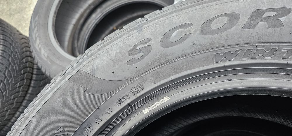 255 60 R 18 Pirelli Iarna