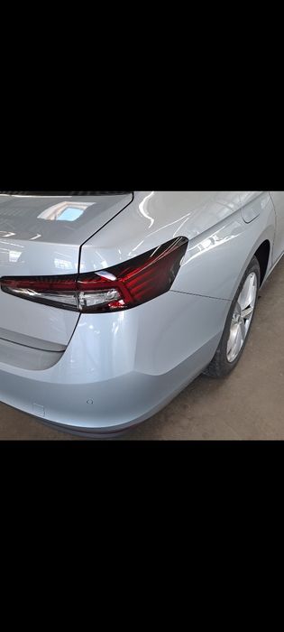 Stop pe aripa stânga Skoda superb 4 cod 3P0945207