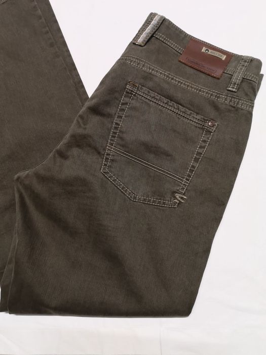Pantaloni Camel barbati 36/32