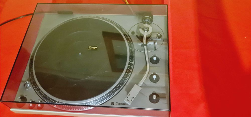 Technics SL-1300 Fully-Automatic Direct-Drive Made in Japan