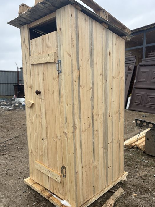 Туалет улечный деревянный