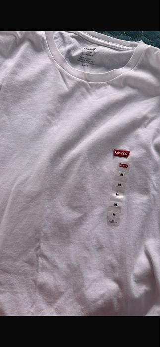 Tricou Levi's nou