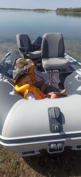 Продам лодку пвх с мотором