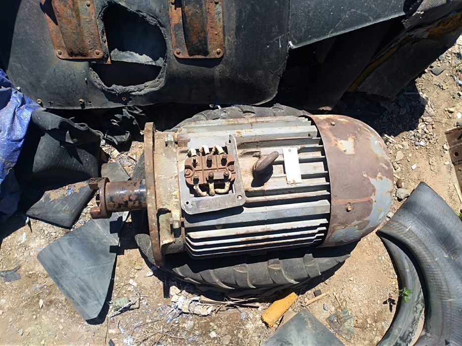 Электродвигатель