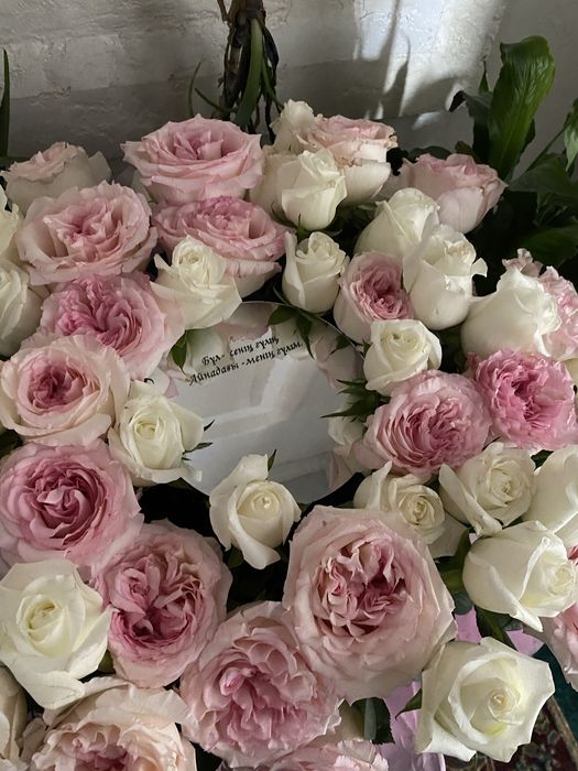 Цветы букет с зеркалом)