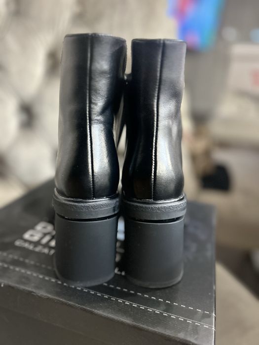 Дамски боти естествена кожа