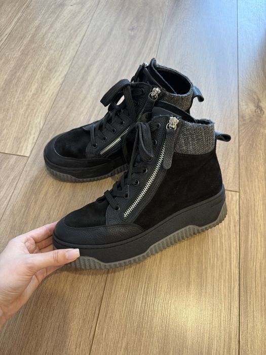 Продам ботинки как кроссовки