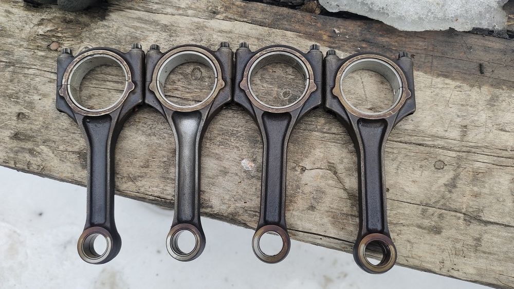 Продам шатуны 127/126 ваз