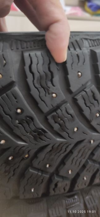 Продам зимнюю резину" Michlen"