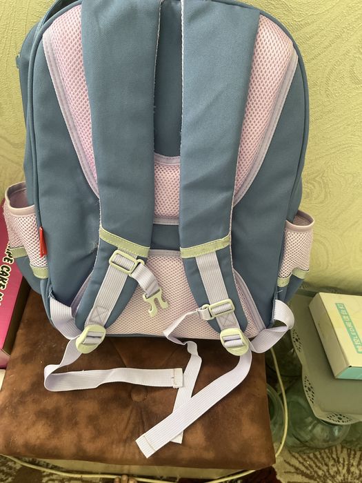 Продаются школьные вещи для девочки