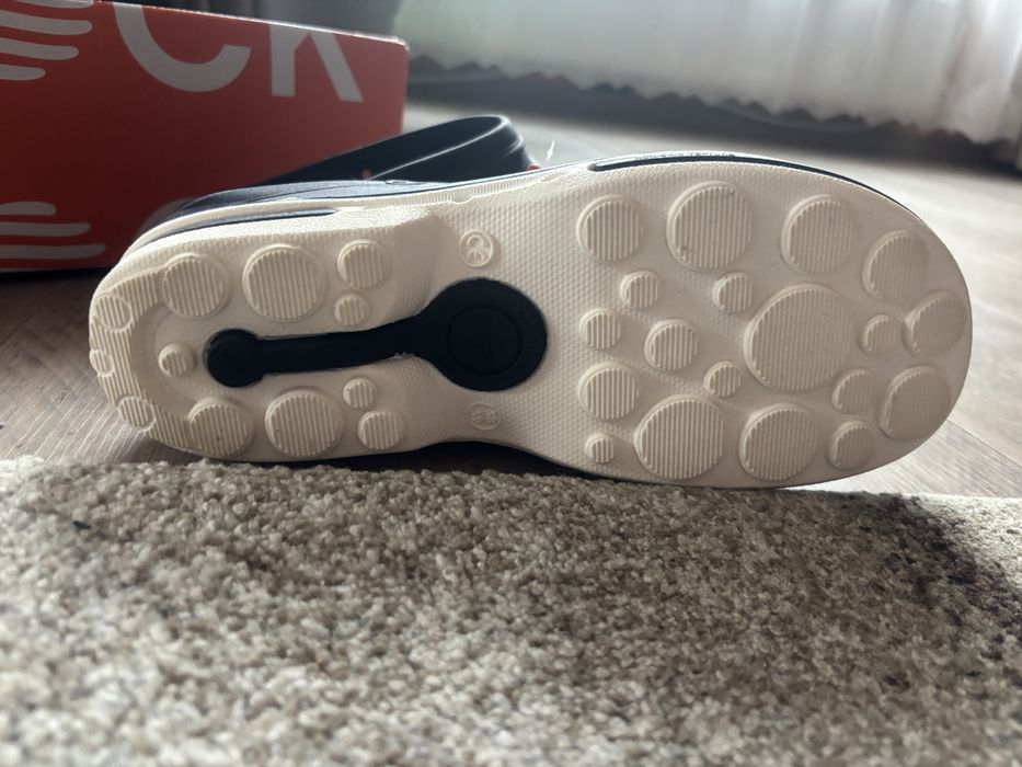 Медицински работни обувки WOCK