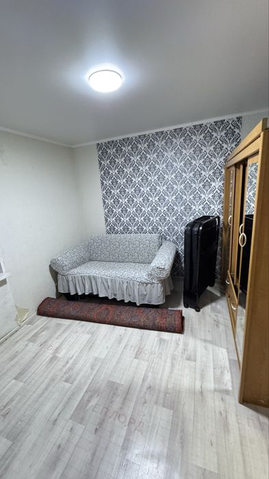 IPhone 17 c гарантей