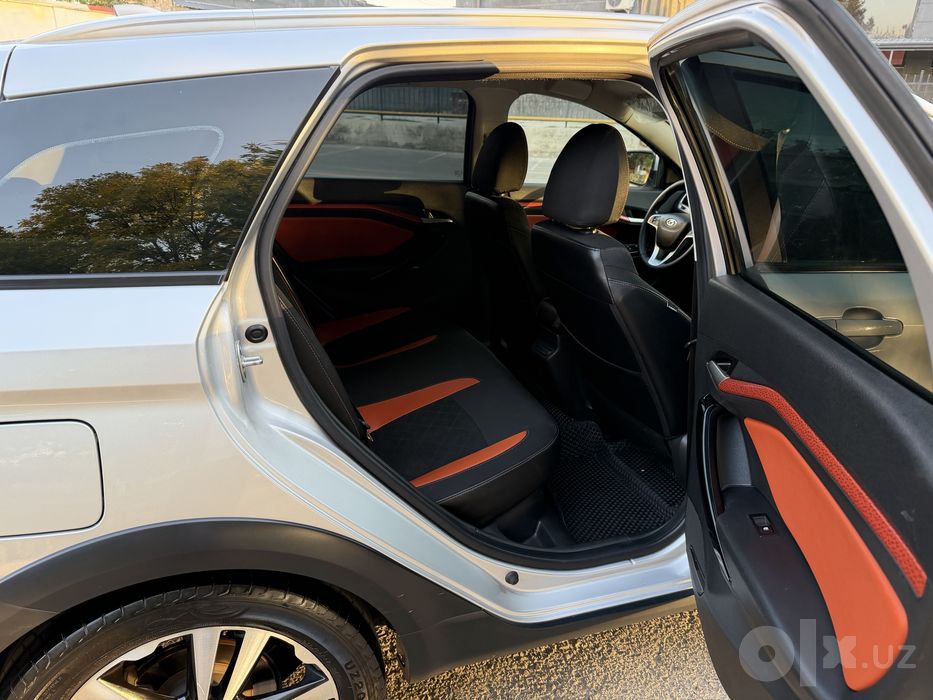 Lada Vesta SW Cross 1.6 механика