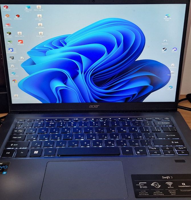 Продам ноутбук acer swift 3