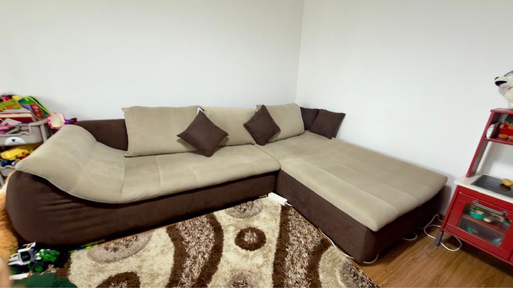 Canapea extensibila in forma de “L”