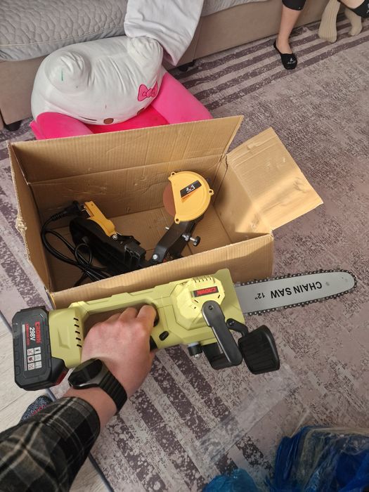 Пила безщеточная и точилка