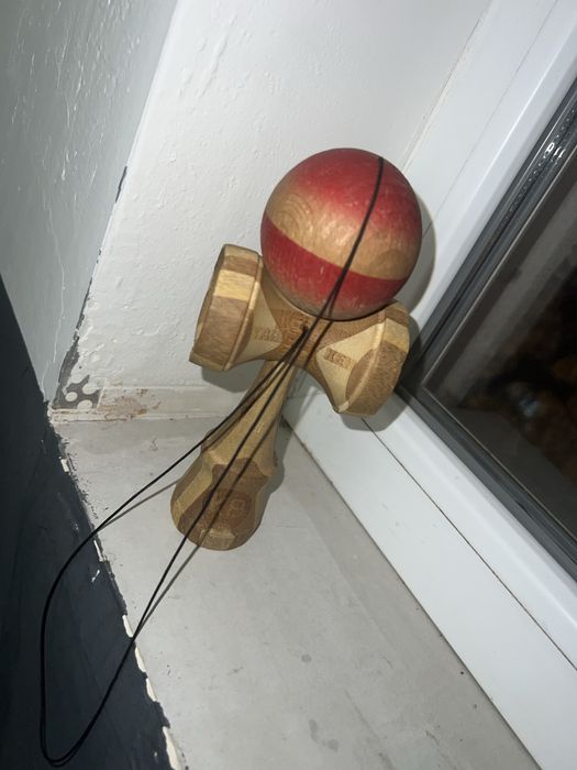 Vand Kendama Editie limitata