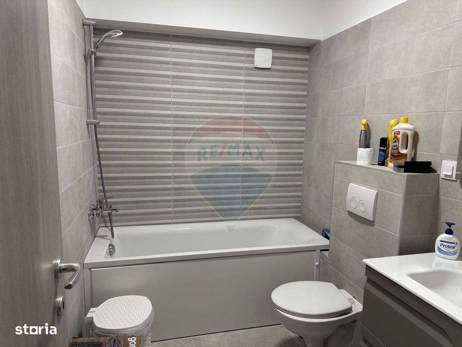 Apartament cu 1 camere de închiriat Complex Ozana Targu Neamt