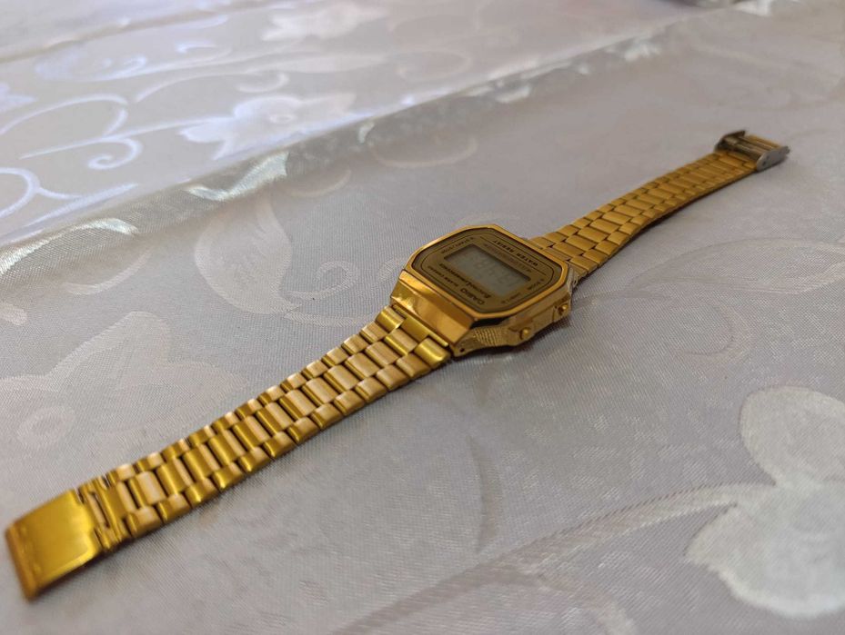 Casio A168WG-9 Gold