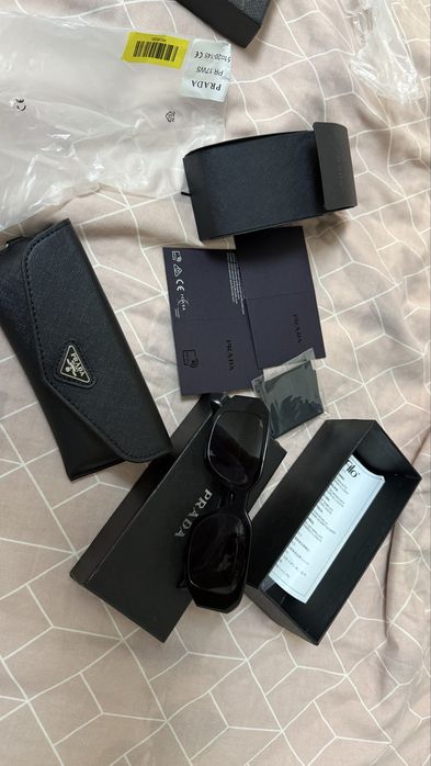 Дамски слънчеви очила Prada