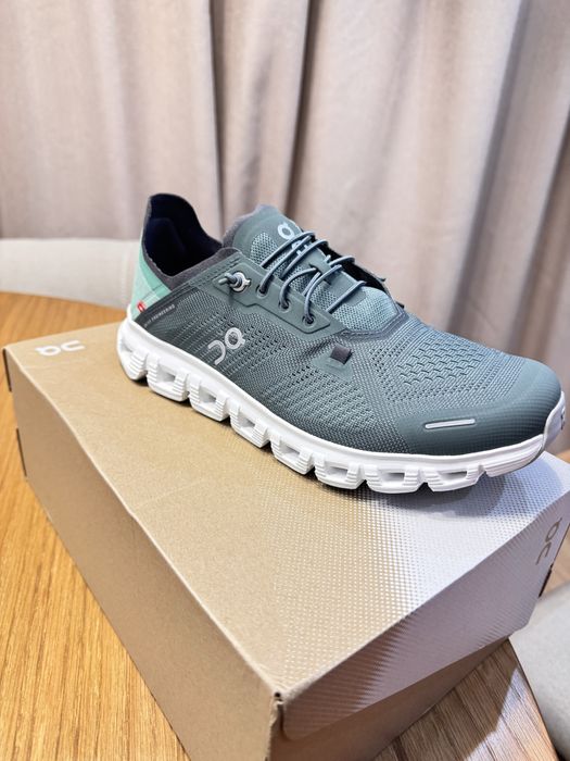 Кроссовки мужские On