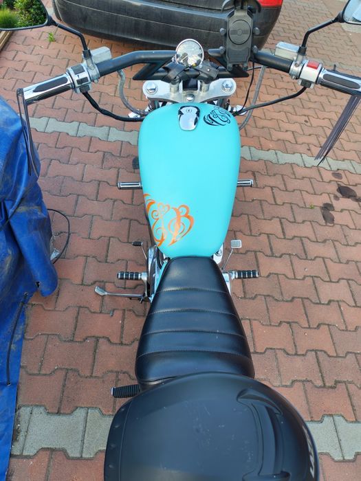 Vând Suzuki Intruder 750