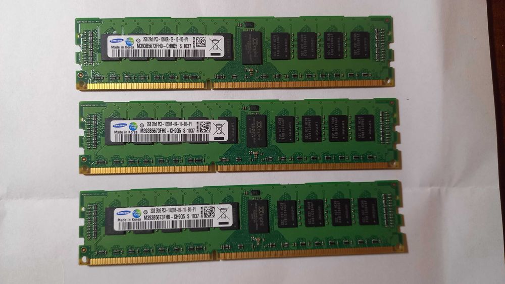 Lot 8 x 8GB DDR3 PC3-10600R + 12 x 2GB DDR3 ECC REG server workstation