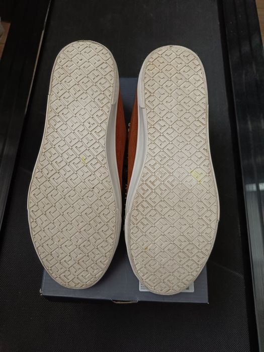 Спортни обувки TOMMY HILFIGER
Ниски маратонки
Размер: 40
Цвят: коняк &