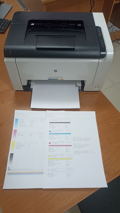 Принтер лазерный hp CP1025 color