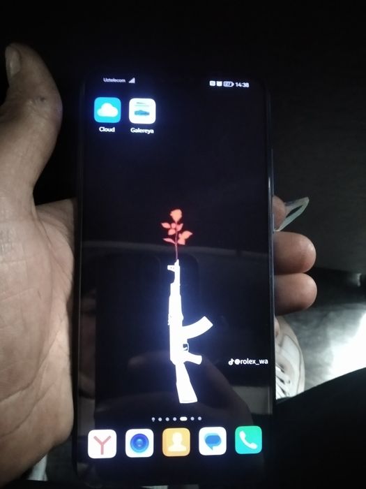 Honir 8X pas kopiya bilan